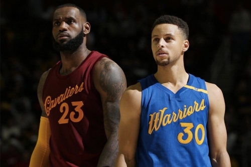 NBA 2018 年全明星赛将由 LeBron James 与 Stephen Curry 担任队长