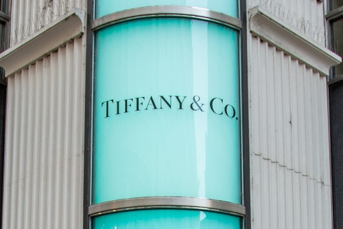 Tiffany & Co. 股东会正式核准 LVMH 收购案提议价格