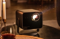 Leica Cine Compact 1：口袋级 4K 迷你投影仪，投出大银幕震撼