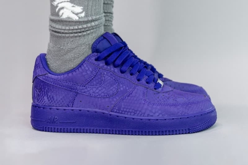 率先近賞 Kobe Bryant × Nike Air Force 1 Low 最新配色「Court Purple」鞋款