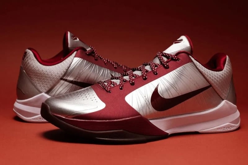 近赏 Nike Kobe 5 Protro「Lower Merion Aces Away」复刻实鞋细节
