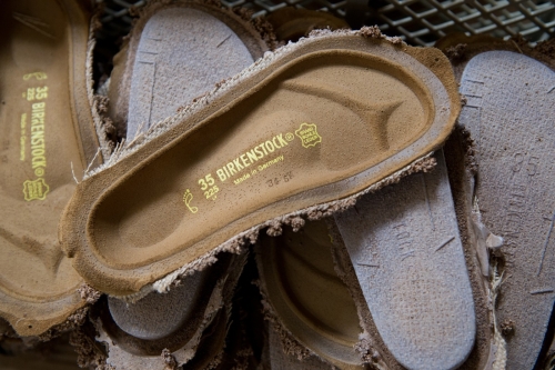 LVMH 合伙的私募股权公司收购 Birkenstock