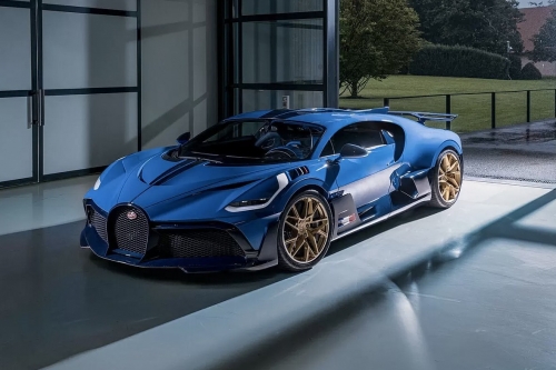 Bugatti 极罕 40 辆 1,500 匹马力终极超跑 Divo 量产最终车型正式登场