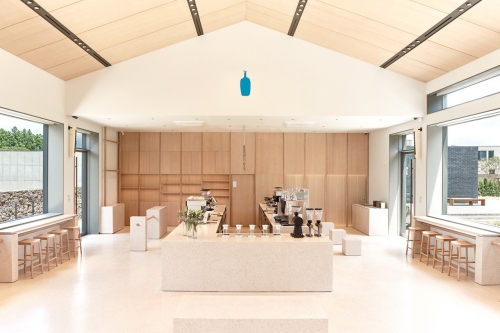 率先走进 Blue Bottle Coffee 最新济州门店