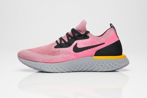 Nike Epic React Flyknit 全新配色设计「Plum Dust」鞋款