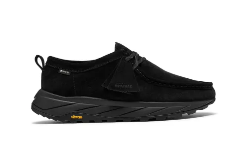 Clarks Walla Eden GTX「Black」以全粒面皮革及 GTX 防护从容应对雨天