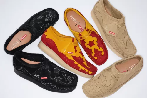 Supreme × Clarks Originals 联名系列正式发布