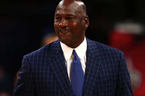 Michael Jordan 以 $30 亿美元净资产挤身美国 400 大富豪榜