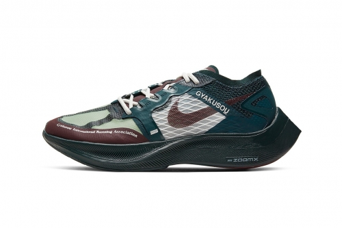 UNDERCOVER × Nike Gyakusou ZoomX Vaporfly NEXT% 联乘系列鞋款正式登场