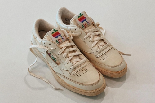 球鞋订制设计师 Andrew Chiou 联手 Reebok 打造最新 Apple x Reebok Club C 90