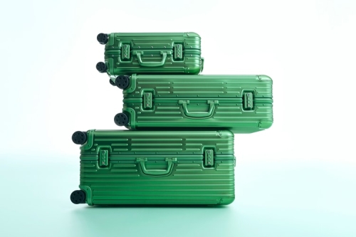 RIMOWA Original 全新配色「Emerald Green」正式登场