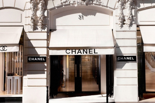 Chanel 首度公开财务报告