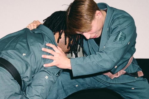 Shanana Mil 携手 Albino & Preto 推出匠心武术联名胶囊系列