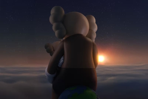 「KAWS:HOLIDAY」第十三站正式登陆泰国曼谷皇家田广场