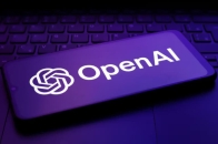 OpenAI × Jony Ive 计划 2027 推出内建镜头智能喇叭