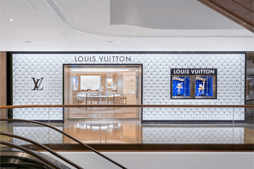 Louis Vuitton 全新独立腕表及珠宝专门店正式登陆香港金钟太古广场