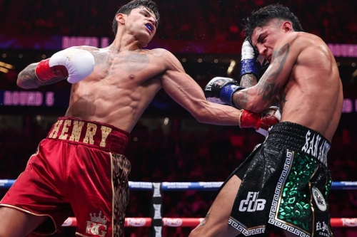 Ryan Garcia 重击 Mario Barrios 夺下 WBC 次中量级金腰带