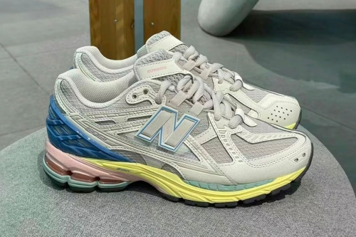 率先近赏 New Balance 1906U 全新型号鞋款