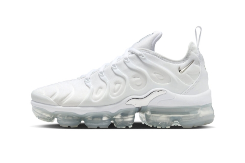 近赏 Nike Air VaporMax Plus 全新配色「White Chrome」鞋款官方图辑