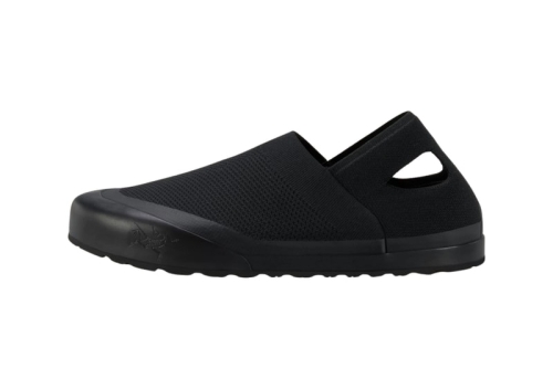 Arc'teryx 推出清爽 Kragg Aura 复原拖鞋