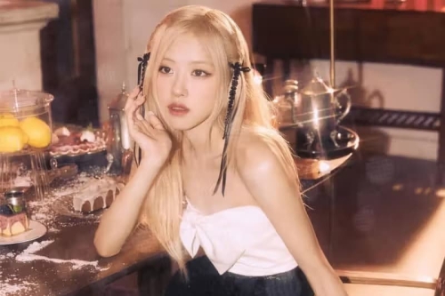 BLACKPINK Rosé 正式签约唱片公司 Atlantic Records