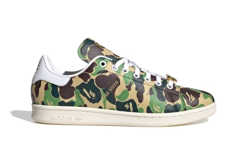 A BATHING APE® × adidas Stan Smith 全新联名鞋款登场