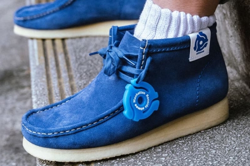 atmos、Clarks 联乘 Manhattan Records:将黑胶文化注入 Wallabee Boot