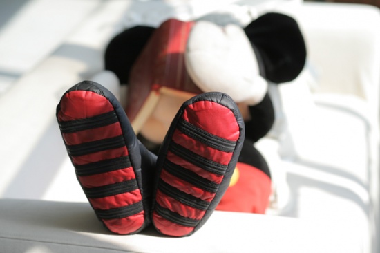 CLOT × Disney "Homey Roomie" Mickey Mouse Moccasin 鞋款