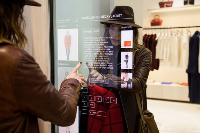 Rebecca Minkoff 与 eBay 合作打造「Digitally Connected」智能概念店铺