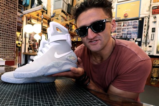 网络红人 Casey Neistat 试穿 Nike MAG 并体验「自动系鞋带」技术