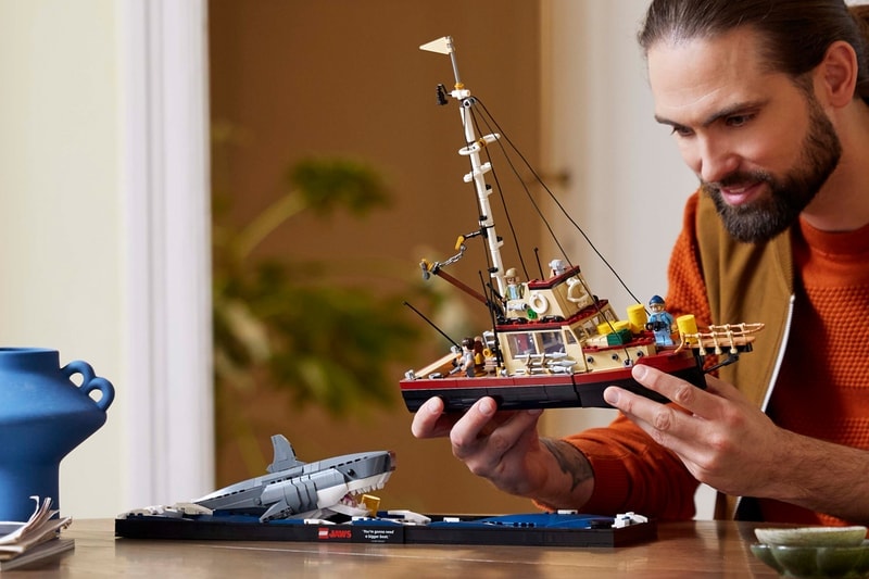 LEGO Ideas 推出经典电影《大白鲨 JAWS》全新积木模型套装