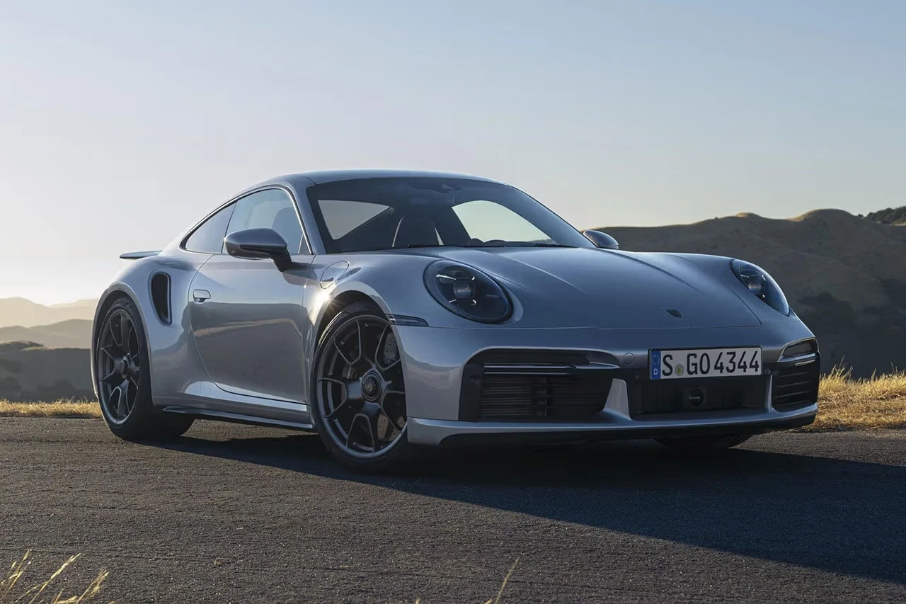 保时捷 Porsche 发表限量发行 1,974 辆 911 Turbo 50 Years 特别版车型