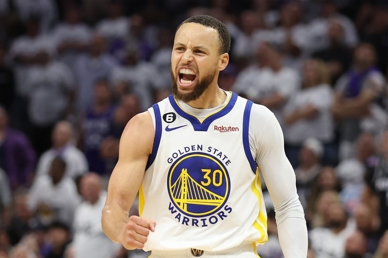 Stephen Curry 与 Golden State Warriors 签下一年延长合约