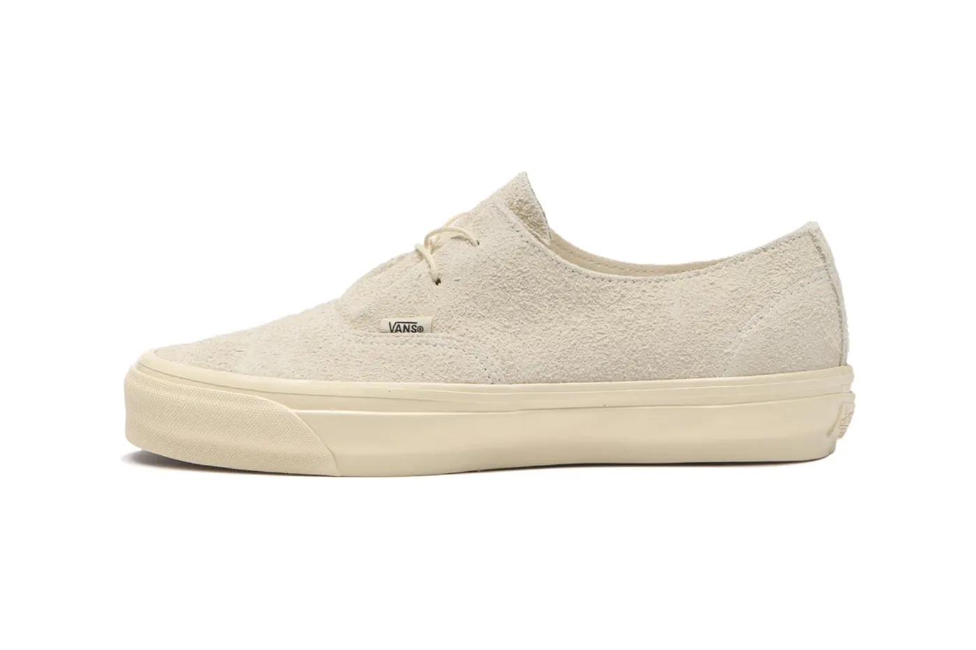 Vans 追溯 1966 年起源,重塑 Premium「Authentic Ease」鞋款