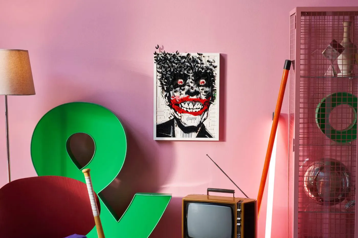 LEGO 推出 1,849 件 3D 墙面艺术:以积木重现深受粉丝喜爱的 Joker 经典封面